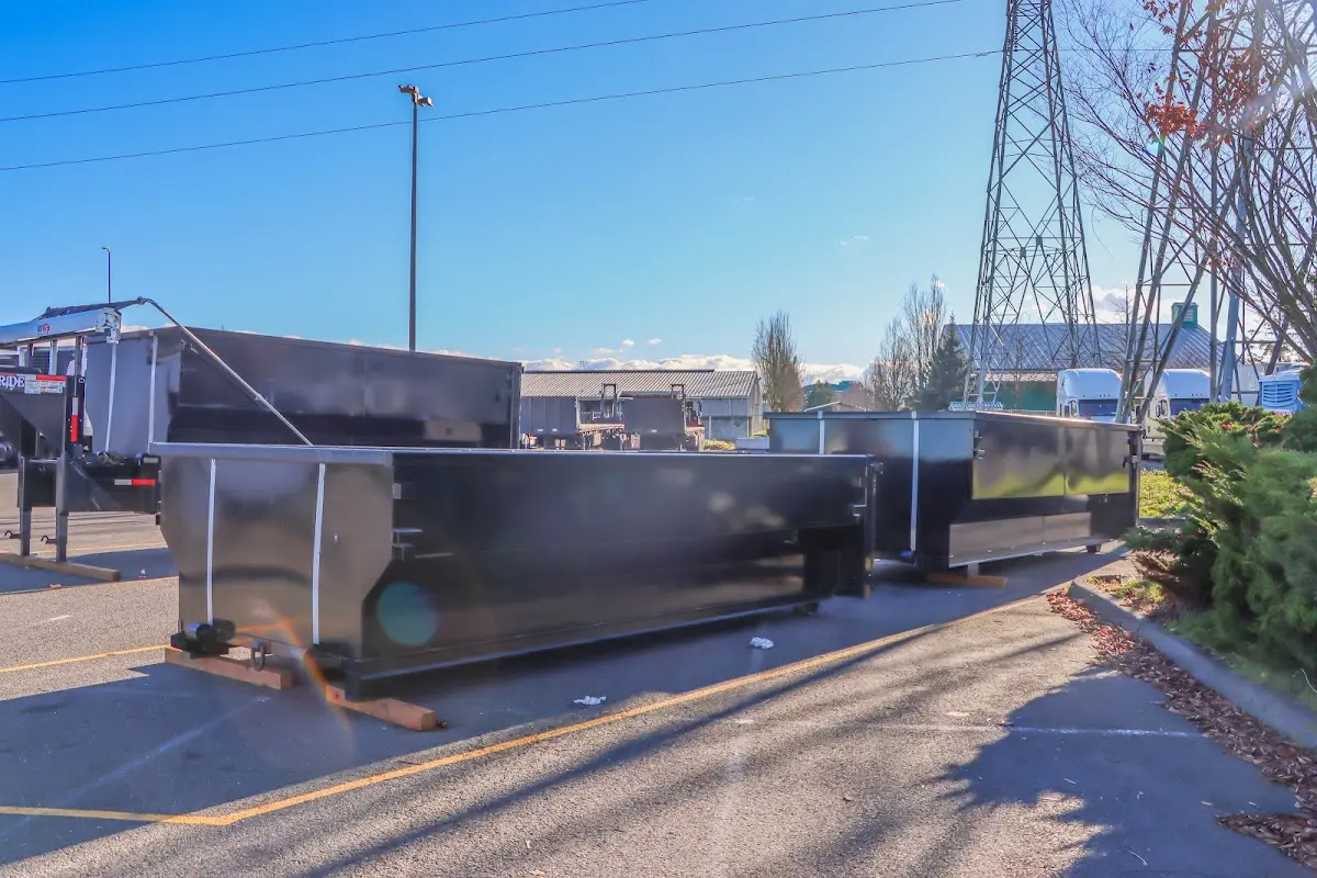 Professional dumpster rental and junk removal service in Pembroke Pines